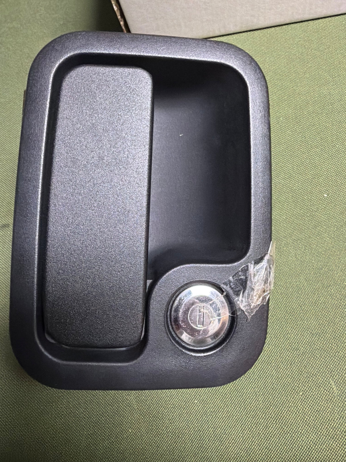 MTVR Passenger Locking Door Handle